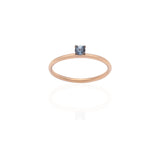 18k Gold Classic Solitaire Ring with Blue Sapphire