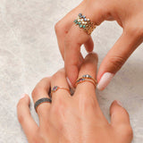 Zigzag Dots Ring with Sapphire Gemstones